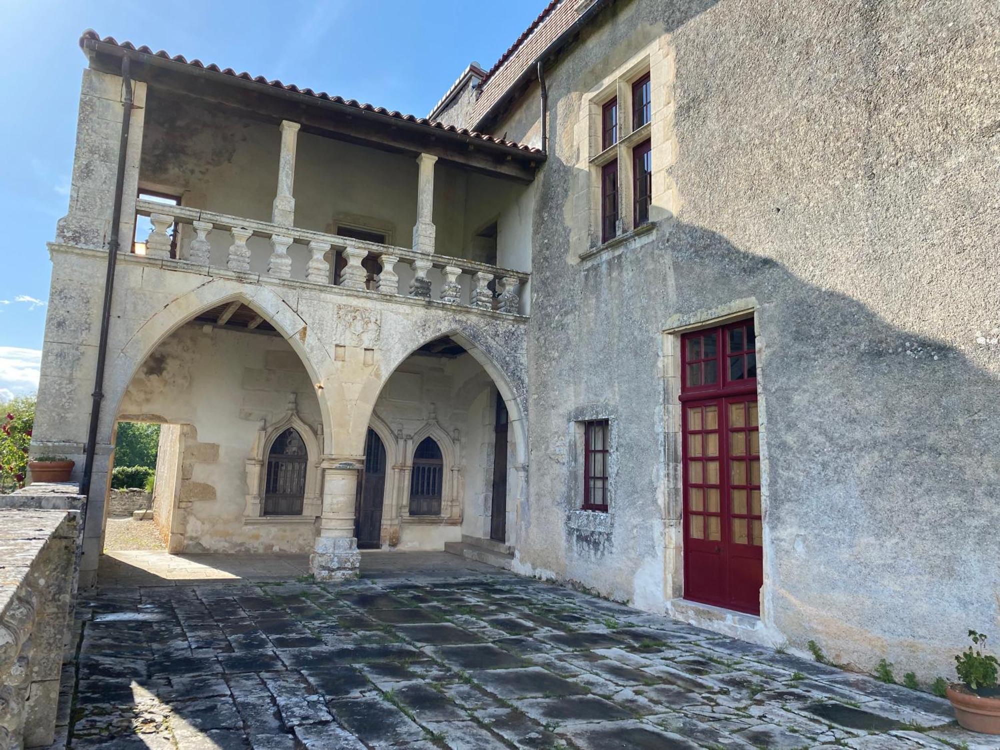 Chateau De Cibioux Surin  エクステリア 写真